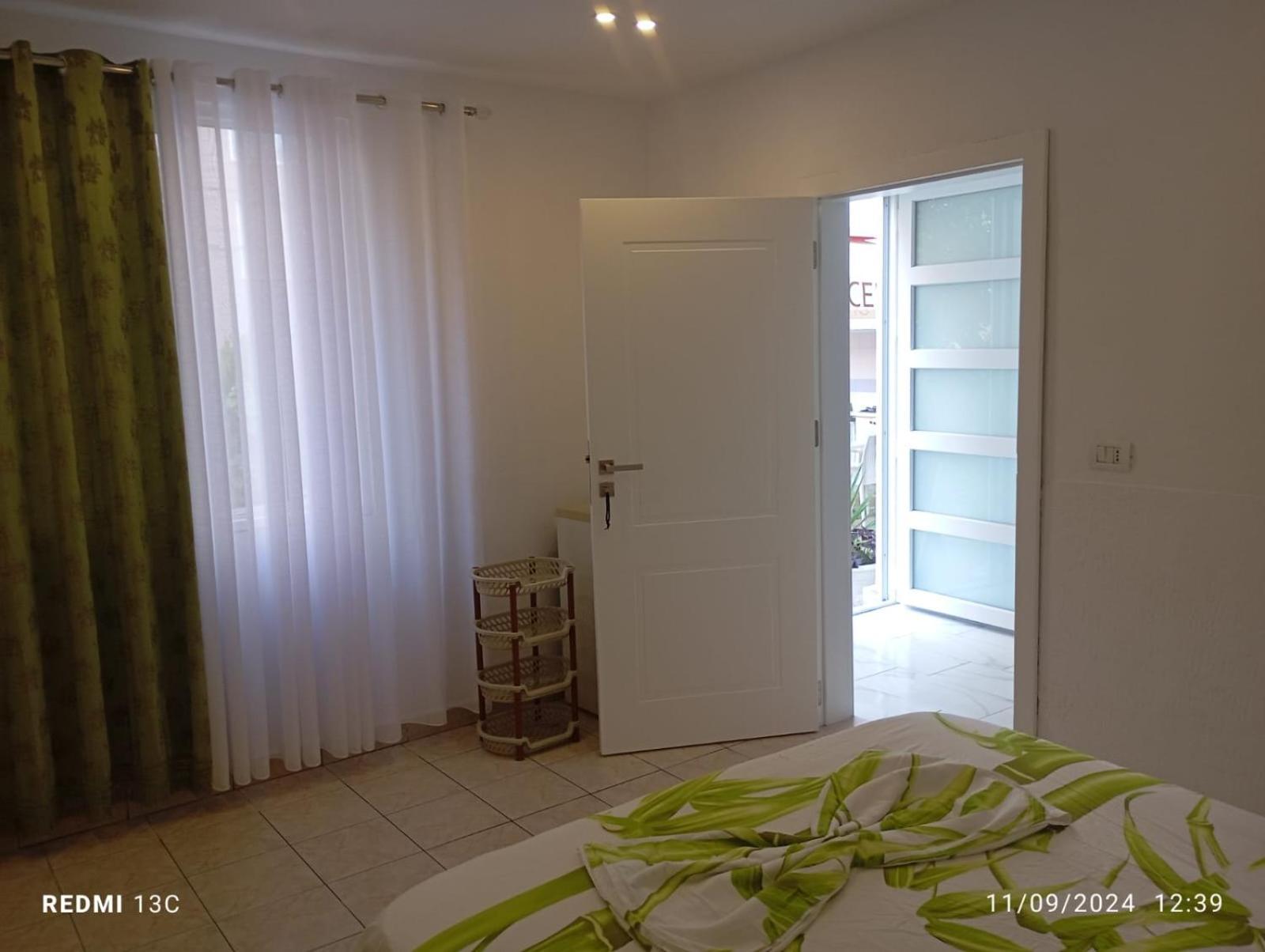 Durres Beach Rooms Exterior photo